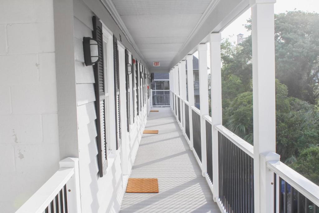 9 Palms Boutique Condos - Myrtle Beach SC hotel