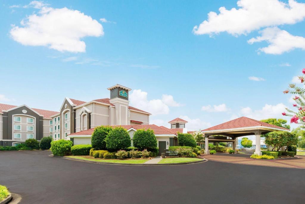 La Quinta by Wyndham Myrtle Beach Broadway Area - Myrtle Beach SC hotel