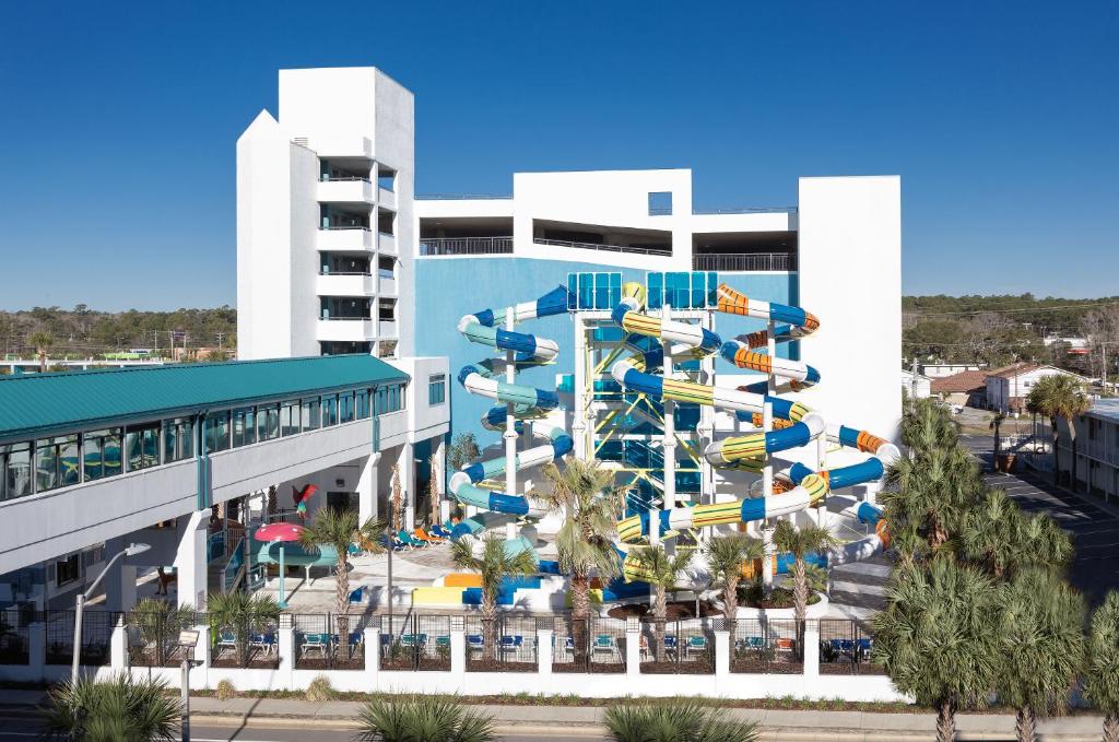 Landmark Resort - Myrtle Beach SC hotel